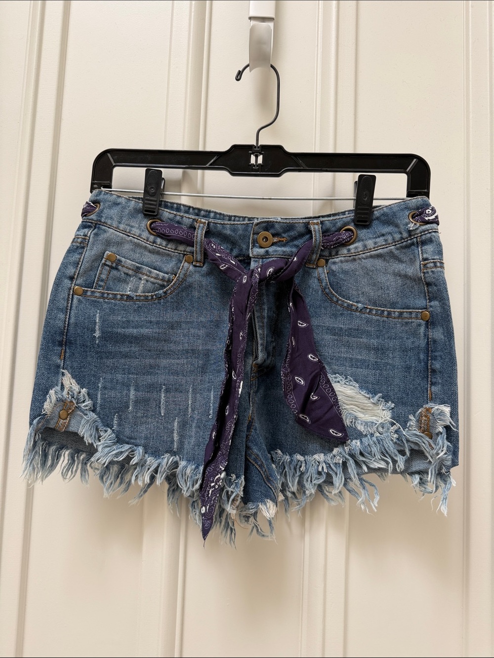 VINTAGE HAVANA JEAN SHORTS